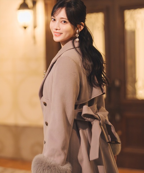 WILLSELECTION(ウィルセレクション)の「リアルファー付きウールフレアコート(その他アウター・レディース・モカ/ブラック/ピンクベージュ・FREE)」の6枚目の写真