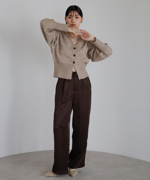 ENC（エンク）の「alpaca touch V neck cardigan / アルパカタッチVネックカーディガン（カーディガン/ボレロ・レディース・ベージュ/アイボリー/チャコールグレー・FREE）」の16枚目の写真