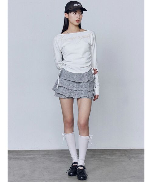 EMODA（エモダ）の「ティアードニットスカート（スカート・レディース・ブラック/グレー/ホワイト・FREE）」の4枚目の写真