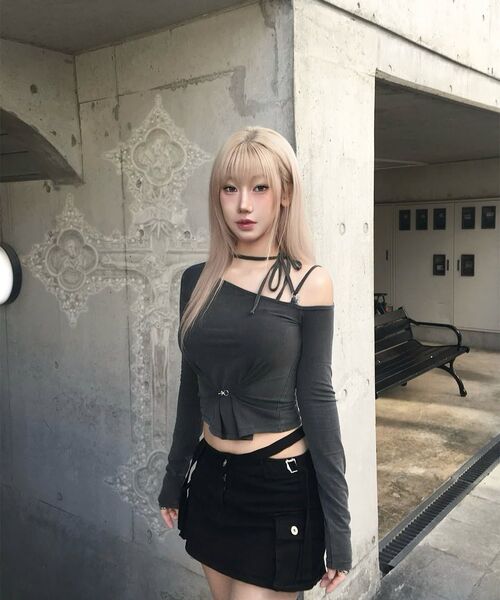 PAIN OR PLEASURE（ペインオアプレジャー）の「RUBY HOOK LONG SLEEVE charcoal（Tシャツ/カットソー・レディース・その他・SMALL/MEDIUM）」の7枚目の写真