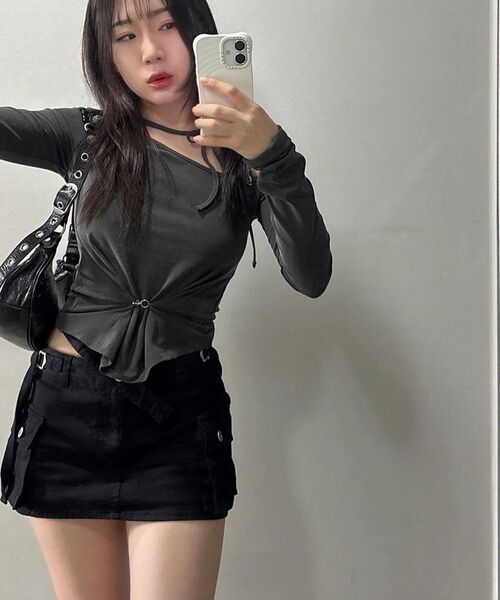 PAIN OR PLEASURE（ペインオアプレジャー）の「RUBY HOOK LONG SLEEVE charcoal（Tシャツ/カットソー・レディース・その他・SMALL/MEDIUM）」の8枚目の写真