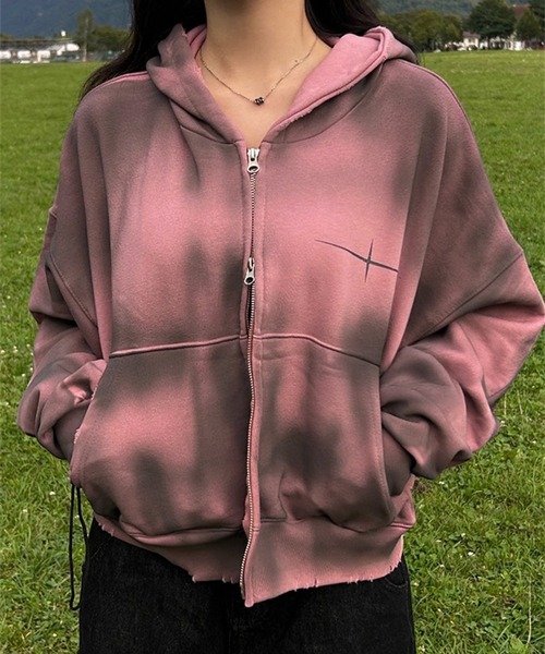 ARULE（アルール）の「A'GEM/9 × .kom 『ARULE/アルール』TOTAL ANARCHY Cropped Zip Hoodie /TOTAL ANARCHYクロップドZIPフーディー（パーカー・レディース・カモフラージュ/ピンク/ブラック・FREE）」の4枚目の写真