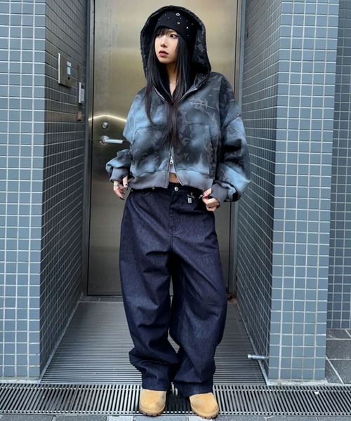 ARULE(アルール)の「A'GEM/9 × .kom 『ARULE/アルール』TOTAL ANARCHY Cropped Zip Hoodie /TOTAL ANARCHYクロップドZIPフーディー(パーカー・レディース・カモフラージュ/ピンク/ブラック・FREE)」の14枚目の写真