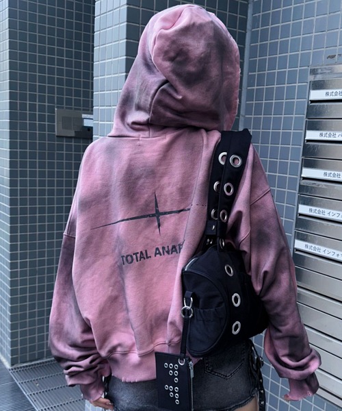 ARULE(アルール)の「A'GEM/9 × .kom 『ARULE/アルール』TOTAL ANARCHY Cropped Zip Hoodie /TOTAL ANARCHYクロップドZIPフーディー(パーカー・レディース・カモフラージュ/ピンク/ブラック・FREE)」の9枚目の写真