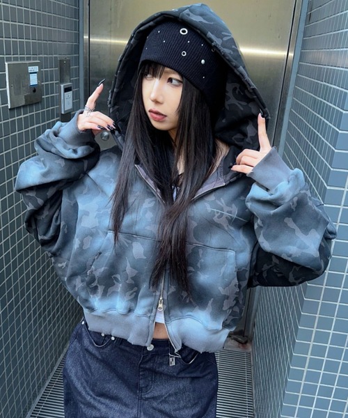 ARULE(アルール)の「A'GEM/9 × .kom 『ARULE/アルール』TOTAL ANARCHY Cropped Zip Hoodie /TOTAL ANARCHYクロップドZIPフーディー(パーカー・レディース・カモフラージュ/ピンク/ブラック・FREE)」の11枚目の写真
