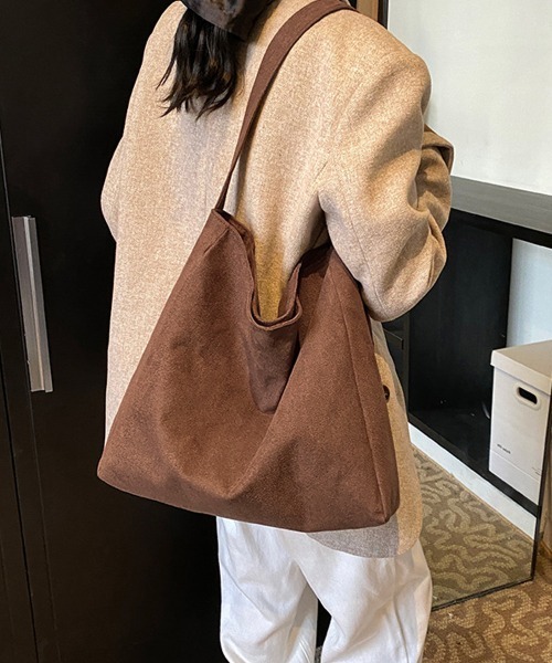 Miniministore(ミニミニストア)の「ワンショルダー バッグ A4 大容量軽量(ショルダーバッグ・レディース・ブラック/ブラウン/キャメル・FREE)」の2枚目の写真