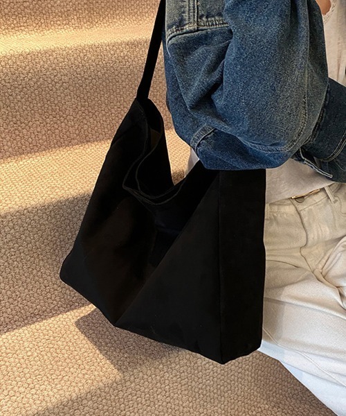 Miniministore(ミニミニストア)の「ワンショルダー バッグ A4 大容量軽量(ショルダーバッグ・レディース・ブラック/ブラウン/キャメル・FREE)」の14枚目の写真