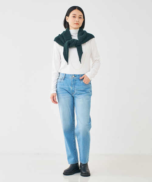 collex(コレックス)の「トライアングルニットストール(ストール/ショール・レディース・アイボリー/ブラック/ダークグリーン/グレー・フリー)」の15枚目の写真