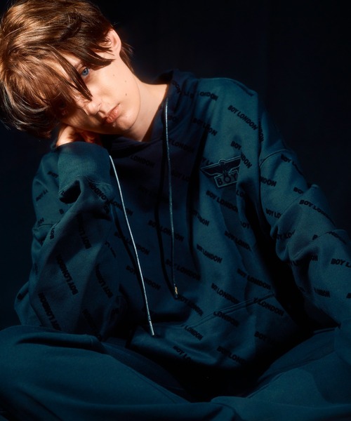 BOY LONDON(ボーイロンドン)の「【BOY LONDON】BOY Flocky Hoodie Parka(パーカー・メンズ・ブラック・MEDIUM)」の2枚目の写真