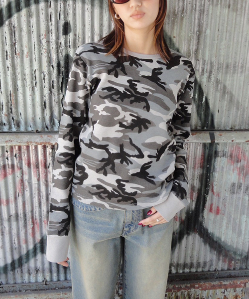 Oriens JOURNAL STANDARD（オリエンス ジャーナルスタンダード）の「カモフラージュサーマルロングTシャツ（Tシャツ/カットソー・レディース・カーキ/グレー・SMALL/MEDIUM）」の11枚目の写真