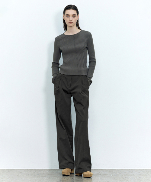 INSILENCE WOMEN(インサイレンスウーマン)の「ワイドチノパンツ CHARCOAL(その他パンツ・レディース・その他・X-SMALL)」の1枚目の写真