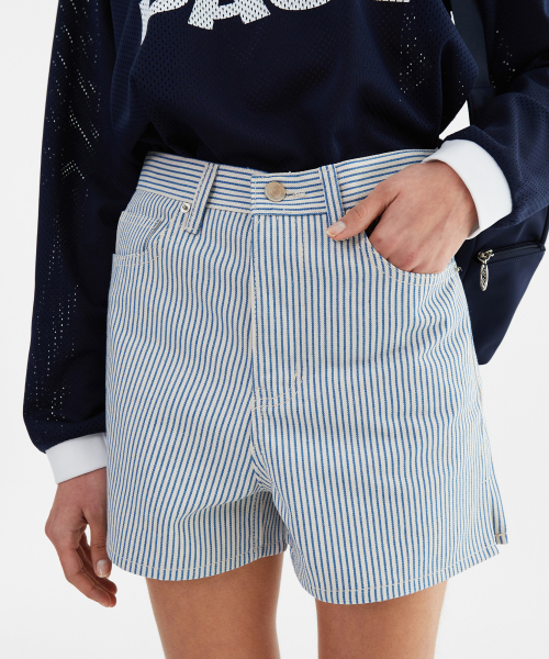 MENASOO(ミナス)の「Stripe Denim Short Pants_Skyblue(その他パンツ・レディース・スカイブルー・2/1)」の11枚目の写真