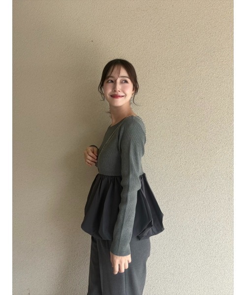 Day and Grade（デイアンドグレイド）の「【RISAKOセレクト】ペプラムバルーンニットトップス（Tシャツ/カットソー・レディース・ブラック/グレー・FREE）」の7枚目の写真