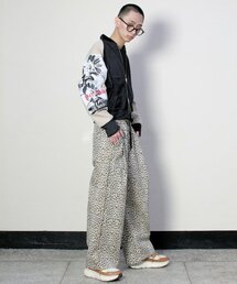 DEMARC（ドゥマーク）の「ヒョウ柄ワイドツーピンタックパンツベージュ（その他パンツ）」