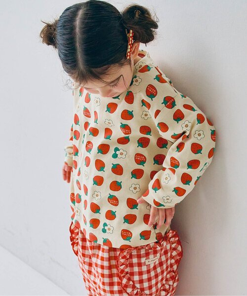 p.premier（ピードットプルミエ）の「イロチ買いしたい総柄ストレッチ長袖Tシャツ_ジュニア対応（Tシャツ/カットソー・キッズ・ブラック/アイボリー/サックスブルー/オフホワイト/グリーン/レッド/マスタード/その他11・80/90/100/110/120/130/140）」の3枚目の写真