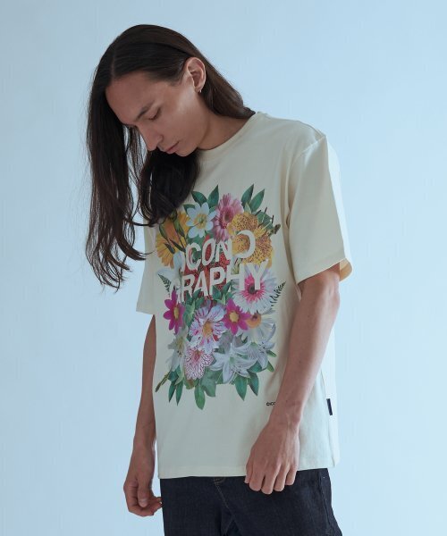 ICONOGRAPHY(アイコノグラフィー)の「SURREALISM MOVEMET FLOWER 2 CR(Tシャツ/カットソー・メンズ・アイボリー・LARGE/MEDIUM/SMALL)」の3枚目の写真