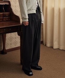 EYEUNDERSTAND（アイアンダスタンド）の「Three-Tuck Pants (Charcoal)（スラックス）」