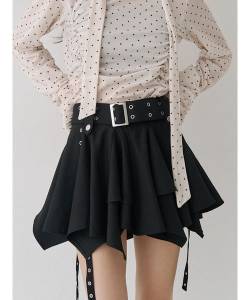 jouetie（ジュエティ）の「アシメヘムベルテッドミニスカート 赤チェック（スカート・レディース・レッド/ブラック/カーキ・MEDIUM）」の2枚目の写真