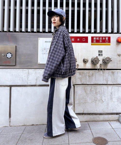 niko and...（ニコアンド）の「[MODE NORM CORE] リバーシブルシャカブルゾン（ブルゾン・レディース・ボルドー/ネイビー/キャメル・LARGE/MEDIUM）」の17枚目の写真