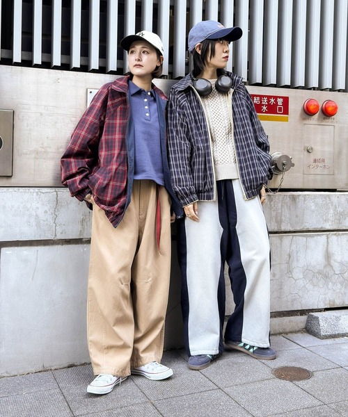 niko and...（ニコアンド）の「[MODE NORM CORE] リバーシブルシャカブルゾン（ブルゾン・レディース・ボルドー/ネイビー/キャメル・LARGE/MEDIUM）」の4枚目の写真