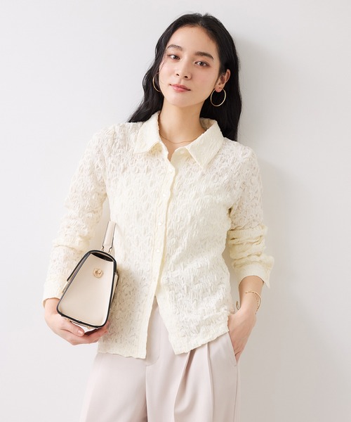 VIS（ビス）の「ストレッチレースジャガード衿付きシャツカーディガン（シャツ/ブラウス・レディース・ブラック/オフホワイト/イエロー・FREE）」の2枚目の写真