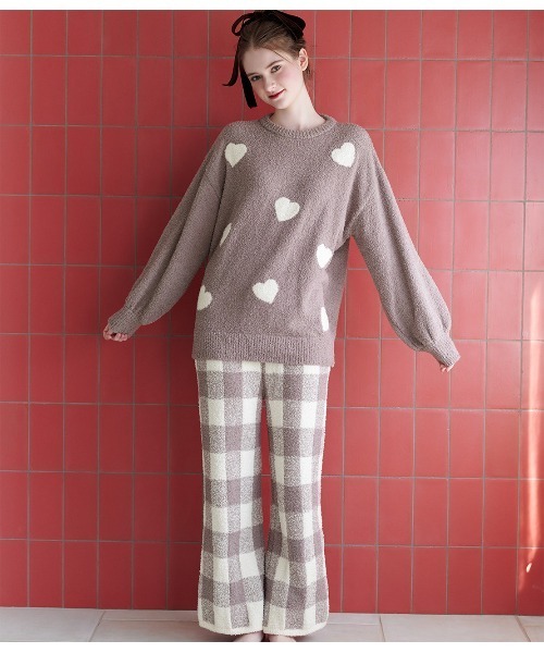 PEACH JOHN（ピーチジョン）の「ホイップリーハートチェックパジャマ（ルームウェア/パジャマ・レディース・レッド/グレイッシュベージュ・1/2）」の3枚目の写真