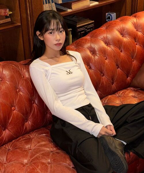 MUCENT(ムセント)の「ミアレイヤードトップカーディガンTシャツ(2カラー)(Tシャツ/カットソー・レディース・ホワイト/ブラック・FREE)」の20枚目の写真