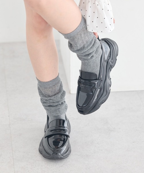 earth music&ecology（アースミュージックアンドエコロジー）の「スニーカーローファー（ローファー・レディース・ブラック/ベージュ・M/S/L）」の5枚目の写真