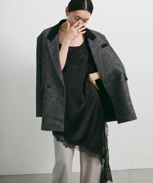 Lutim by u（ルチバイユー）の「アシンメトリーサテンキャミワンピース（キャミソール・レディース・ブラック/オフホワイト/ベージュ・FREE）」の6枚目の写真