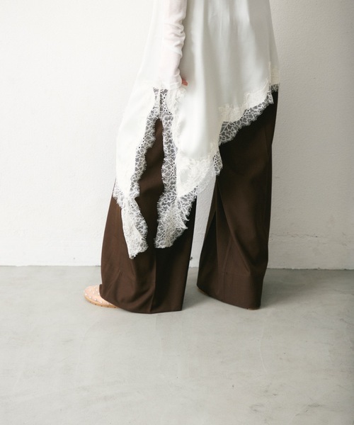 Lutim by u（ルチバイユー）の「アシンメトリーサテンキャミワンピース（キャミソール・レディース・ブラック/オフホワイト/ベージュ・FREE）」の18枚目の写真