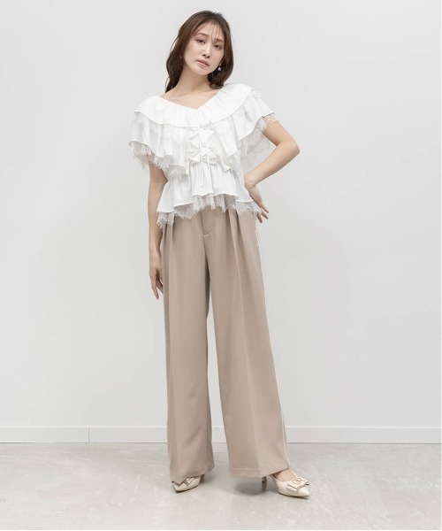 RANDA(ランダ)の「【走れる美脚パンプス】ビジューモノグラムリボンフィットパンプス(パンプス・レディース・ブラック/アイボリー/ピンク・22/22.5/23/23.5/24/24.5/25/25.5)」の20枚目の写真