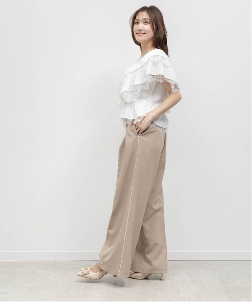 RANDA(ランダ)の「【走れる美脚パンプス】ビジューモノグラムリボンフィットパンプス(パンプス・レディース・ブラック/アイボリー/ピンク・22/22.5/23/23.5/24/24.5/25/25.5)」の21枚目の写真
