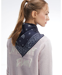 MONDAYFLOW（マンデーフロー）の「ペイズリー三角スカーフ_ネイビー（バンダナ/スカーフ）」