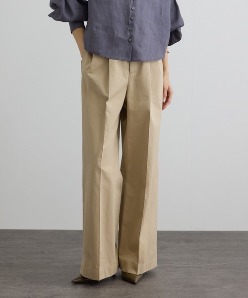 SALON adam et rope'（サロン アダム エ ロペ）の「tacca Cギャバ STYLE UP TACK PANTS（その他パンツ・レディース・ベージュ/チャコールグレー・S/M）」の2枚目の写真