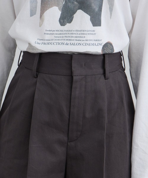 SALON adam et rope'（サロン アダム エ ロペ）の「tacca Cギャバ STYLE UP TACK PANTS（その他パンツ・レディース・ベージュ/チャコールグレー・S/M）」の10枚目の写真