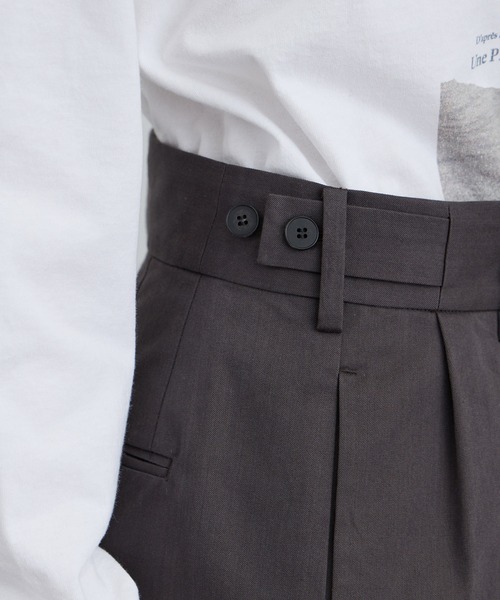 SALON adam et rope'（サロン アダム エ ロペ）の「tacca Cギャバ STYLE UP TACK PANTS（その他パンツ・レディース・ベージュ/チャコールグレー・S/M）」の14枚目の写真