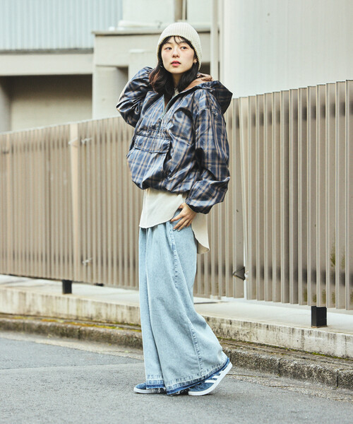 FREAK'S STORE(フリークスストア)の「Foxfire × FREAK'S STORE/フォックスファイヤー 別注 New Destination Anorak/ニュー デスティネーションアノラックパーカ(マウンテンパーカー・レディース・ネイビー/ベージュ・フリ-)」の6枚目の写真