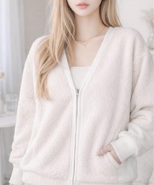 SWITCH BY ARCH(スイッチバイアーチ)の「【W】【it】【ARC】【SWITCH by ARCH】Boa Fleece × Knit Zip Cardigan(カーディガン/ボレロ・レディース・グレイッシュベージュ/アイボリー・FREE)」の15枚目の写真