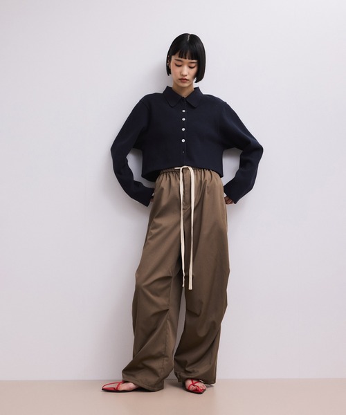 ADAM ET ROPE'(アダムエロペ)の「【WEB限定】リラックスパラシュートパンツ(その他パンツ・レディース・チャコールグレー/ブラウン・38/36)」の14枚目の写真
