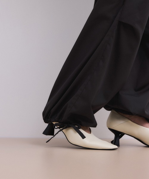 ADAM ET ROPE'(アダムエロペ)の「【WEB限定】リラックスパラシュートパンツ(その他パンツ・レディース・チャコールグレー/ブラウン・38/36)」の20枚目の写真