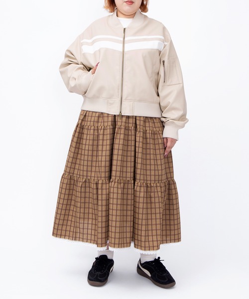 PUNYUS（プニュズ）の「合皮ラインブルゾン（ブルゾン・レディース・ホワイト系その他/ブラック・2/1/5/4/3）」の10枚目の写真