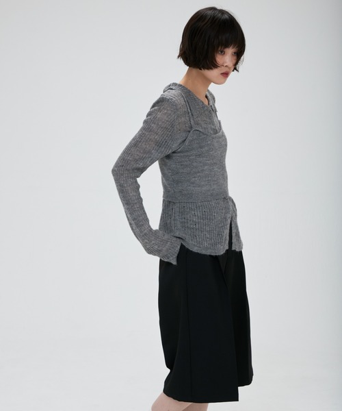 full/fill.(フルフィル)の「cami layered sheer knit shirt / キャミレイヤードシアーニットシャツ(ニット/セーター・レディース・グレー/アイボリー・FREE)」の7枚目の写真