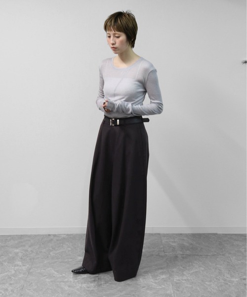 THE CELL.(ザセルドット)の「センターシームコクーンカーブワイドパンツ CENTER SEAM COCOON CURVE WIDE PANTS(スラックス・レディース・チャコールグレー・M/L)」の4枚目の写真