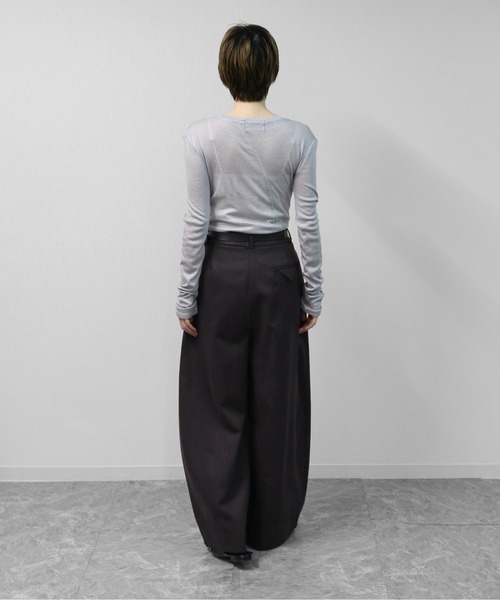 THE CELL.(ザセルドット)の「センターシームコクーンカーブワイドパンツ CENTER SEAM COCOON CURVE WIDE PANTS(スラックス・レディース・チャコールグレー・M/L)」の16枚目の写真