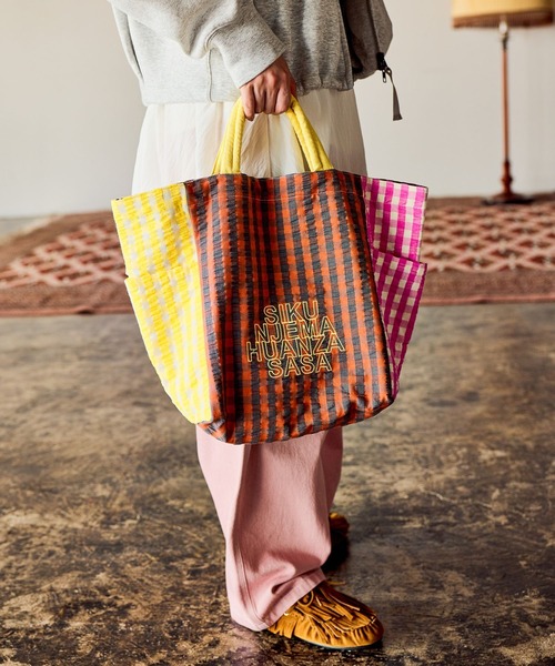 niko and...（ニコアンド）の「【A4サイズ収納可能】マルチチェック2WAYトートバッグ（トートバッグ・レディース・ブラウン/パープル/ブラック・0）」の4枚目の写真