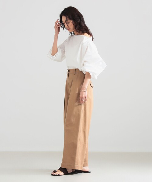 Demi-Luxe BEAMS(デミルクス ビームス)の「【8/6値下げ】ギャザー ショルダー ブラウス(シャツ/ブラウス・レディース・ネイビー/オフホワイト・ONE SIZE)」の4枚目の写真