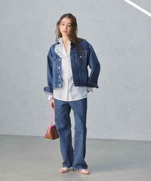 UNITED ARROWS（ユナイテッドアローズ）の「ストレート デニムパンツ（デニムパンツ・レディース・グレー系/ロイヤルブルー/ターコイズブルー系・36/38/40）」の6枚目の写真