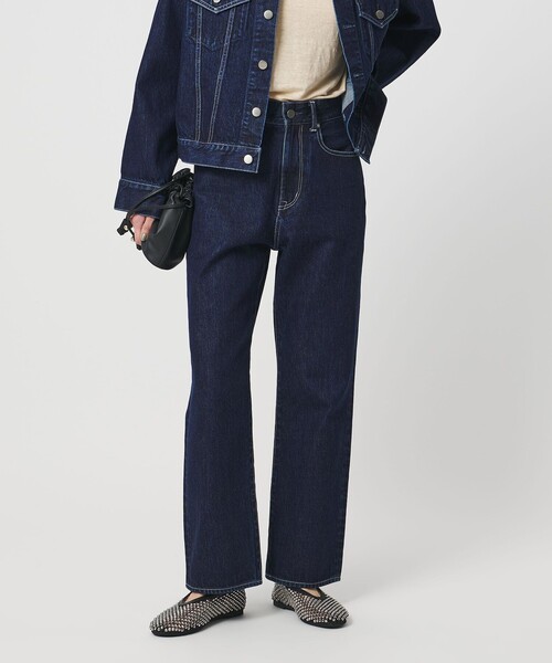 UNITED ARROWS（ユナイテッドアローズ）の「ストレート デニムパンツ（デニムパンツ・レディース・グレー系/ロイヤルブルー/ターコイズブルー系・36/38/40）」の18枚目の写真