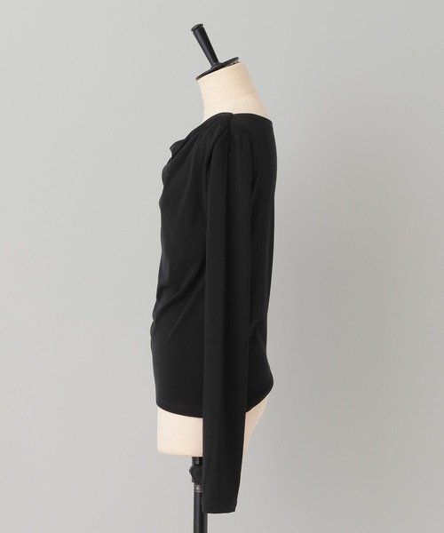 A part by（アパートバイ）の「カットドレーププルオーバー_長袖（Tシャツ/カットソー・レディース・アイボリー/ブラック/ベージュ/オフホワイト・FREE）」の6枚目の写真