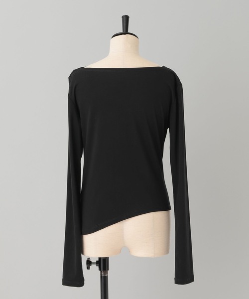 A part by（アパートバイ）の「カットドレーププルオーバー_長袖（Tシャツ/カットソー・レディース・アイボリー/ブラック/ベージュ/オフホワイト・FREE）」の7枚目の写真